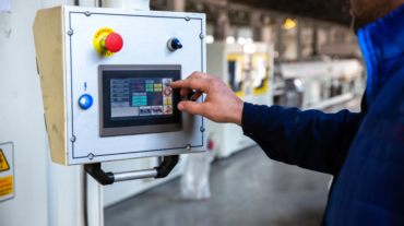 worker-uses-control-panel-factory